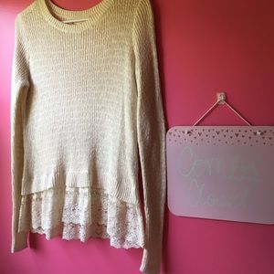 Cream Hollister Sweater